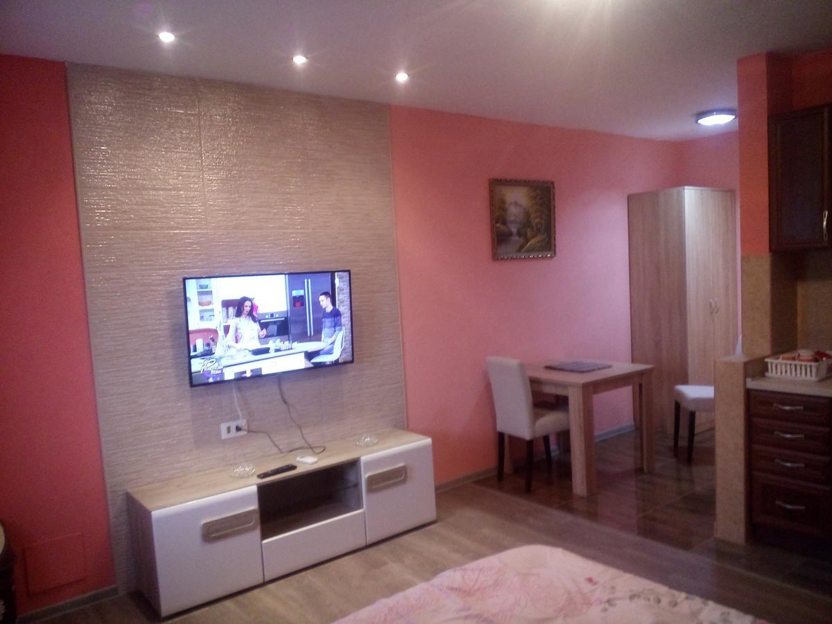 Apartmani Zecevic Budva Oda fotoğraf